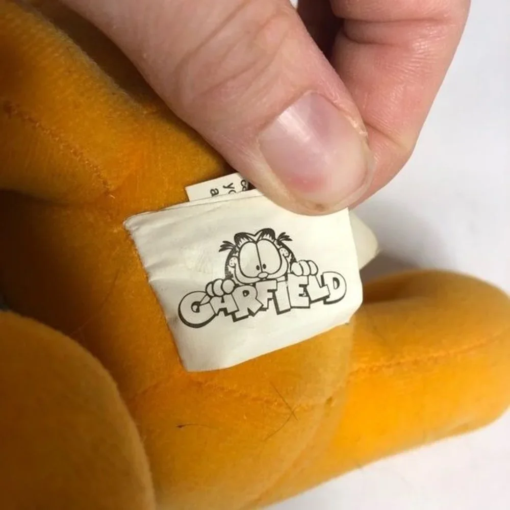 Garfield Orange‎ Cat in Easter Egg Shirt 6